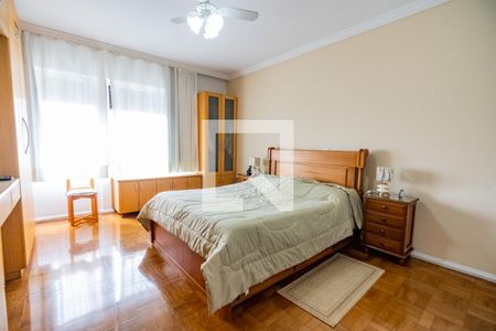 Apartamento à venda com 215m², 3 quartos e 2 vagasSuite 2