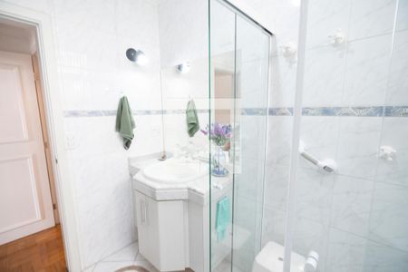 Apartamento à venda com 215m², 3 quartos e 2 vagasBanheiro Suite 3