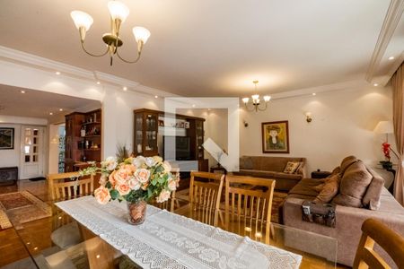 Apartamento à venda com 215m², 3 quartos e 2 vagasSala