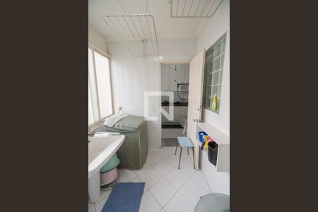 Apartamento à venda com 215m², 3 quartos e 2 vagasÁrea de Serviço