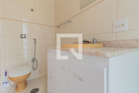 Apartamento para alugar com 162m², 3 quartos e 2 vagas Apartamento para alugar com 162m², 3 quartos e 2 vagasBanheiro da suíte