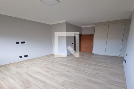 Casa de condomínio para alugar com 360m², 5 quartos e 6 vagasDormitório Suíte 04