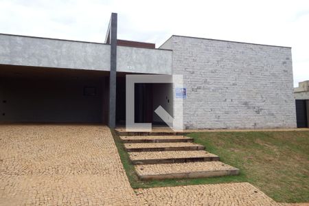 Casa de condomínio para alugar com 360m², 5 quartos e 6 vagasFachada