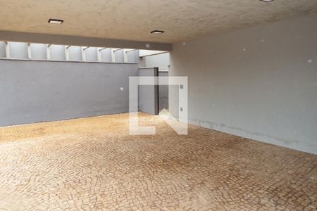 Casa de condomínio para alugar com 360m², 5 quartos e 6 vagasGaragem