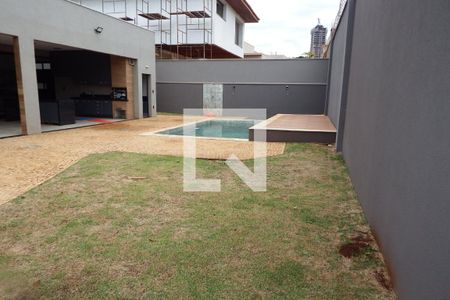Casa de condomínio para alugar com 360m², 5 quartos e 6 vagasQuintal