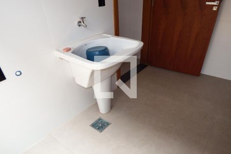 Casa de condomínio para alugar com 360m², 5 quartos e 6 vagasLavanderia