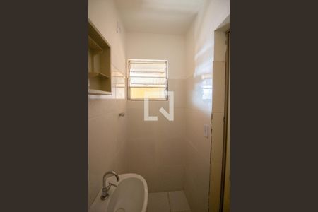 Banheiro Suite de casa para alugar com 2 quartos, 80m² em Vila Nova Curuca, São Paulo