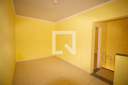 Quarto 1 de casa para alugar com 2 quartos, 80m² em Vila Nova Curuca, São Paulo