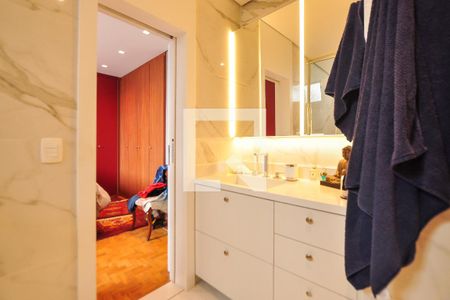 Apartamento à venda com 125m², 3 quartos e 1 vagaBanheiro da Suíte