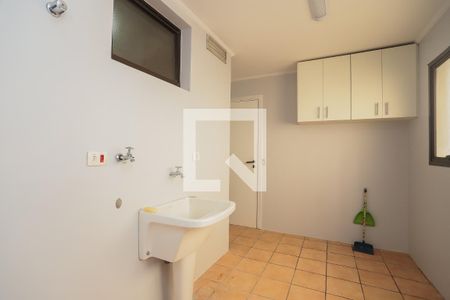 Apartamento para alugar com 155m², 3 quartos e 2 vagasÁrea de Serviço