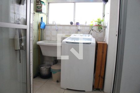 Apartamento à venda com 67m², 3 quartos e 1 vagaÁrea de Serviço