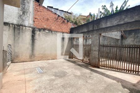 Casa à venda com 300m², 4 quartos e 2 vagasQuintal