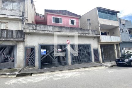 Casa à venda com 300m², 4 quartos e 2 vagasFachada