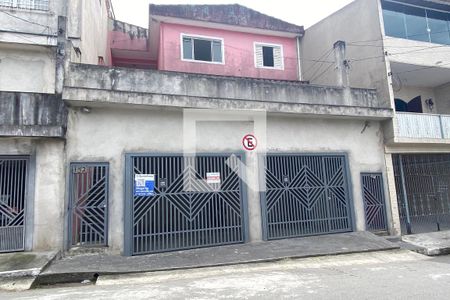 Casa à venda com 300m², 4 quartos e 2 vagasFachada