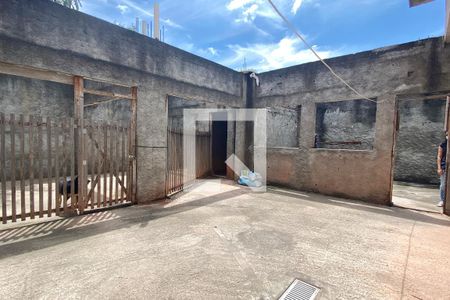 Casa à venda com 300m², 4 quartos e 2 vagasQuintal
