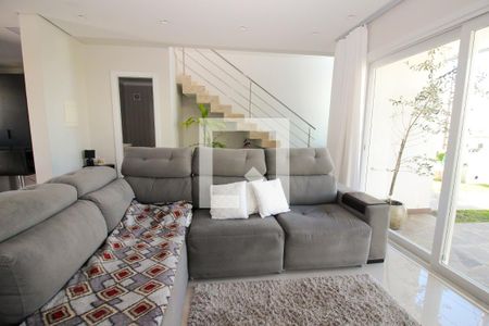 Sala de Estar de casa de condomínio à venda com 3 quartos, 160m² em Hípica, Porto Alegre