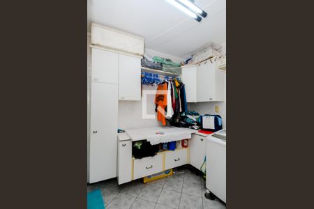 Casa à venda com 180m², 3 quartos e 3 vagasÁrea de Serviço