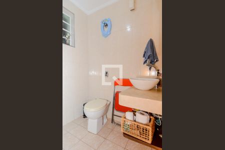 Casa à venda com 180m², 3 quartos e 3 vagasBanheiro Social