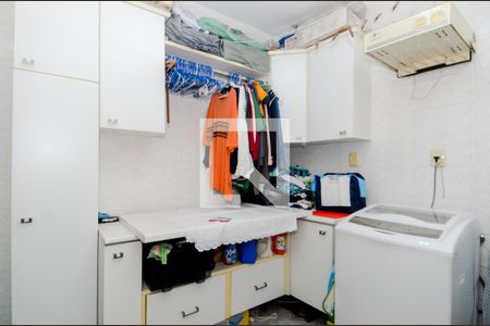 Casa à venda com 180m², 3 quartos e 3 vagasÁrea de Serviço