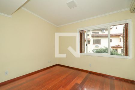 Quarto Suíte de casa de condomínio à venda com 3 quartos, 220m² em Boa Vista, Porto Alegre