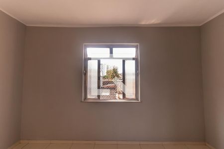 Sala 1 de apartamento para alugar com 2 quartos, 70m² em Cascadura, Rio de Janeiro