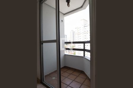 Apartamento à venda com 52m², 2 quartos e 2 vagasvaranda