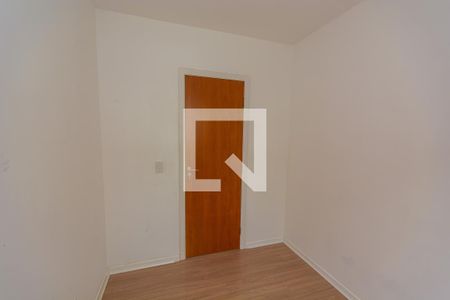 Quarto 1 de apartamento para alugar com 3 quartos, 70m² em Santa Cândida, Curitiba