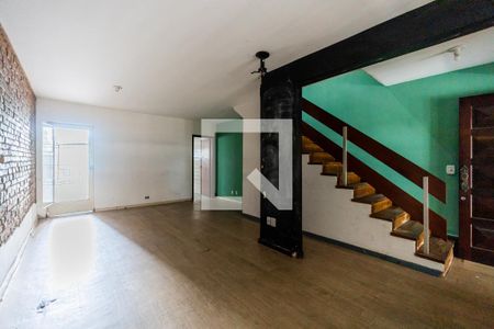 Casa para alugar com 154m², 3 quartos e 2 vagasSala