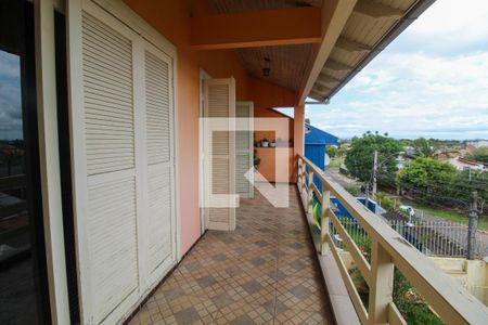 Casa à venda com 340m², 3 quartos e 6 vagasSacada