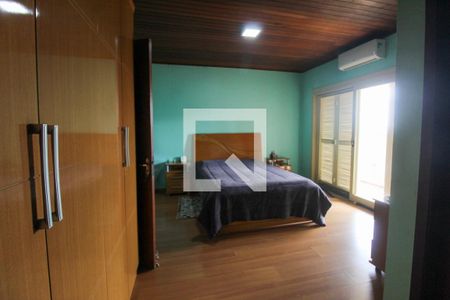 Casa à venda com 340m², 3 quartos e 6 vagasQuarto Suíte