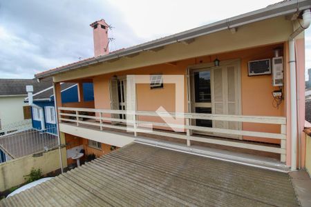 Casa à venda com 340m², 3 quartos e 6 vagasSegundo Piso