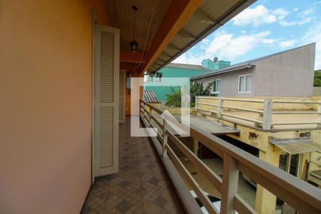 Casa à venda com 340m², 3 quartos e 6 vagasSacada