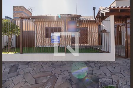 Casa à venda com 178m², 3 quartos e 2 vagasFachada