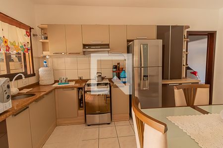 Casa à venda com 178m², 3 quartos e 2 vagasCozinha