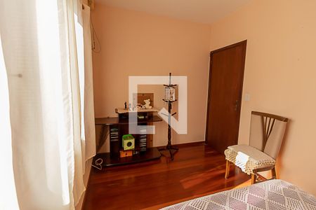 Casa à venda com 178m², 3 quartos e 2 vagasQuarto 3