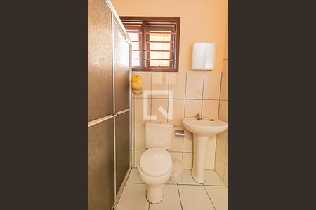 Casa à venda com 178m², 3 quartos e 2 vagasBanheiro de Serviço