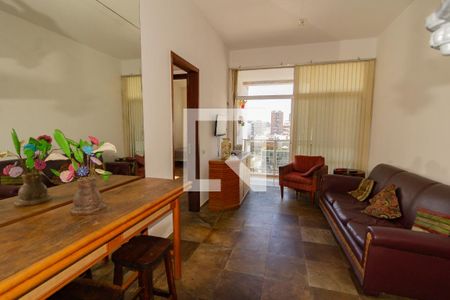 Sala  de apartamento à venda com 3 quartos, 150m² em Leblon, Rio de Janeiro
