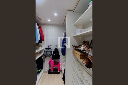 Apartamento à venda com 96m², 3 quartos e 2 vagasCloset
