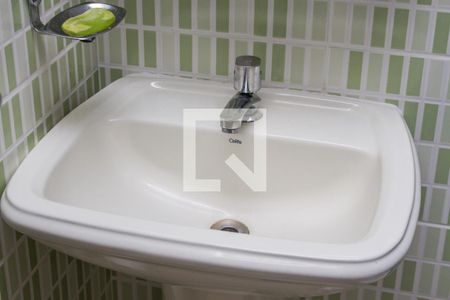 Banheiro Social de apartamento para alugar com 3 quartos, 80m² em Lins de Vasconcelos, Rio de Janeiro