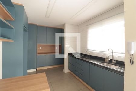 Casa à venda com 105m², 3 quartos e 2 vagas Casa à venda com 105m², 3 quartos e 2 vagasCozinha e Área de Serviço