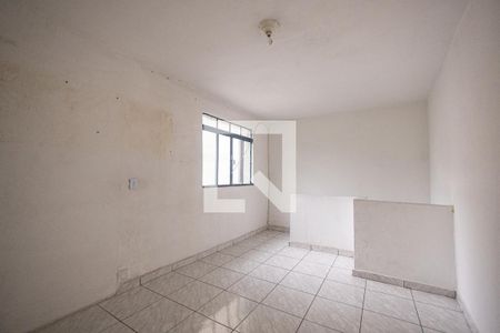 Quarto de casa para alugar com 1 quarto, 60m² em Penha de França, São Paulo