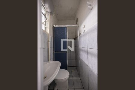 Banheiro Social de casa para alugar com 1 quarto, 60m² em Penha de França, São Paulo