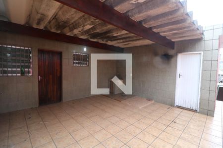 Casa à venda com 65m², 2 quartos e 1 vagaÁrea de Serviço