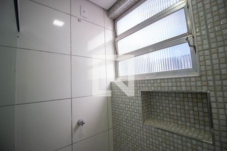 Apartamento à venda com 76m², 2 quartos e sem vagaBanheiro