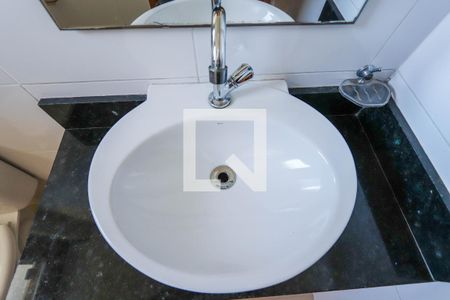 Lavabo de casa de condomínio para alugar com 2 quartos, 90m² em Parque Mandaqui, São Paulo