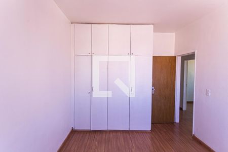 Armário do Quarto 1 de apartamento à venda com 3 quartos, 90m² em Santa Efigênia, Belo Horizonte