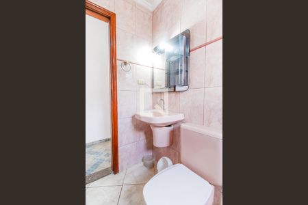 Casa para alugar com 200m², 4 quartos e 4 vagas Casa para alugar com 200m², 4 quartos e 4 vagasBanheiro 3