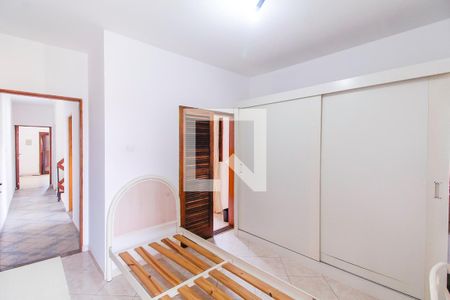 Casa para alugar com 200m², 4 quartos e 4 vagas Casa para alugar com 200m², 4 quartos e 4 vagasSuíte