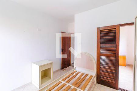 Casa para alugar com 200m², 4 quartos e 4 vagas Casa para alugar com 200m², 4 quartos e 4 vagasSuíte