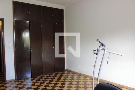 Casa para alugar com 583m², 3 quartos e 5 vagasQuarto 2